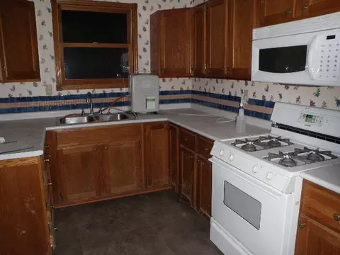 229 A St, Buda, IL 61314 photo 2