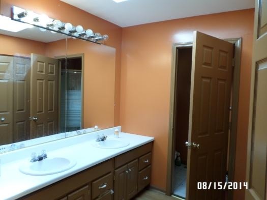 15829 Albany Ave, Markham, IL 60428 photo 14