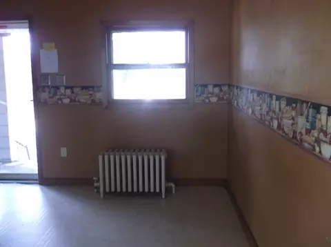 1909 2nd St, Peru, IL 61354 photo 8