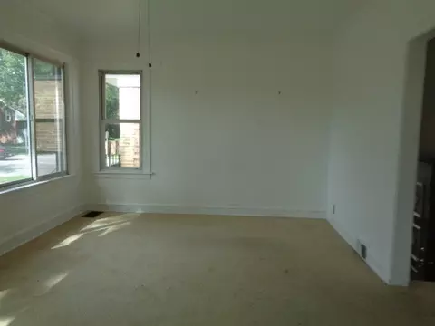 402 E 88th St, Chicago, IL 60619 photo 3