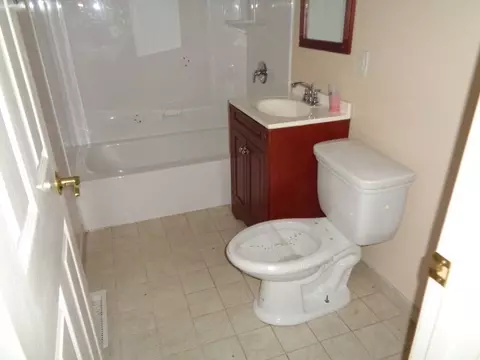 14532 Kilpatrick Ave, Midlothian, IL 60445 photo 4