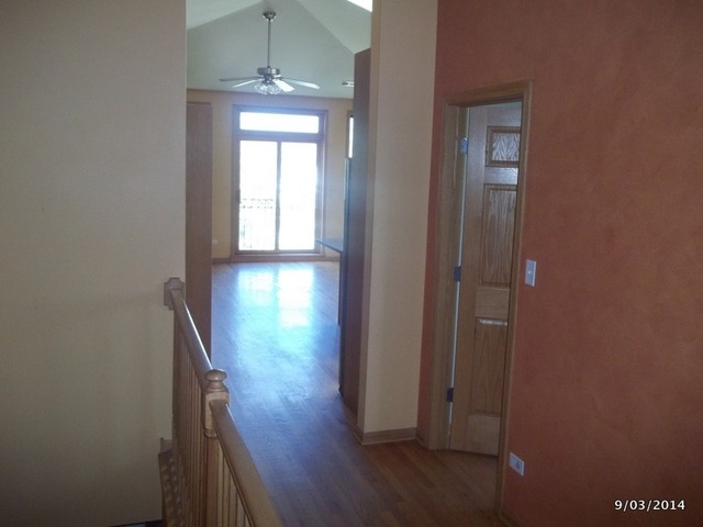 719 E 41st St #3, Chicago, IL 60653 photo 2
