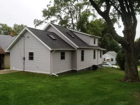 228 W 5th St, Spring Valley, IL 61362 photo 10