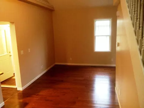 228 W 5th St, Spring Valley, IL 61362 photo 2