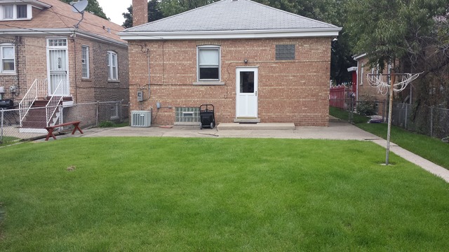 Undisclosed, Chicago, IL 60629 photo 6