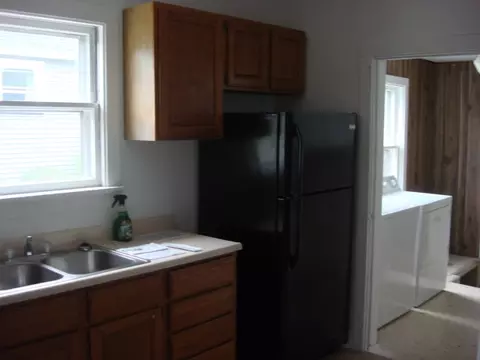 322 Maple Ave, Oglesby, IL 61348 photo 5