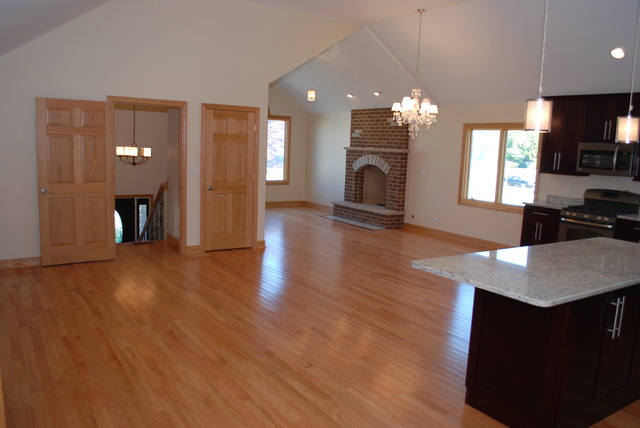 7937 Linder Ave, Burbank, IL 60459 photo 9