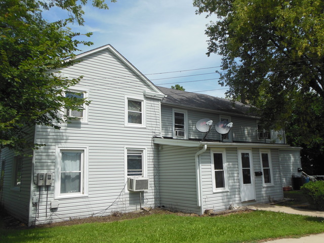 202 E Railroad St, Marengo, IL 60152 photo 1