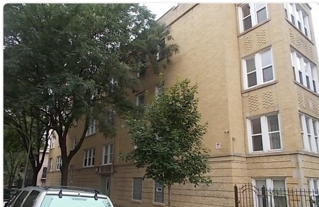 3100 W Argyle St #3, Chicago, IL 60625 photo 2