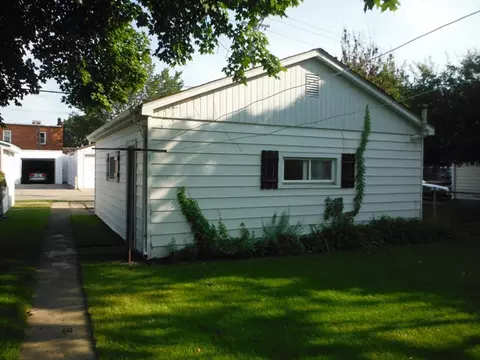 218 E 1st St, Oglesby, IL 61348 photo 11