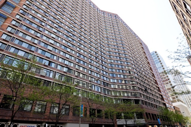 211 E Ohio St #311, Chicago, IL 60611 photo 1