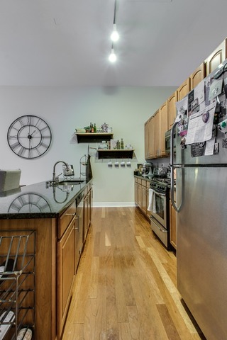211 E Ohio St #311, Chicago, IL 60611 photo 4