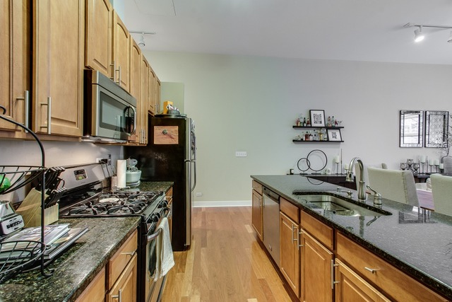 211 E Ohio St #311, Chicago, IL 60611 photo 6