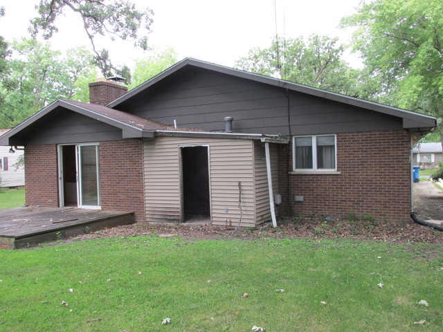 1118 Justine Dr, Kankakee, IL 60901 photo 2