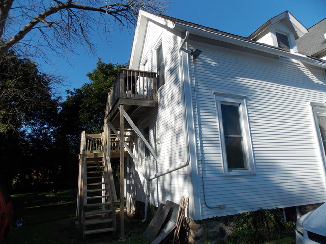 321 Jefferson St, Algonquin, IL 60102 photo 3