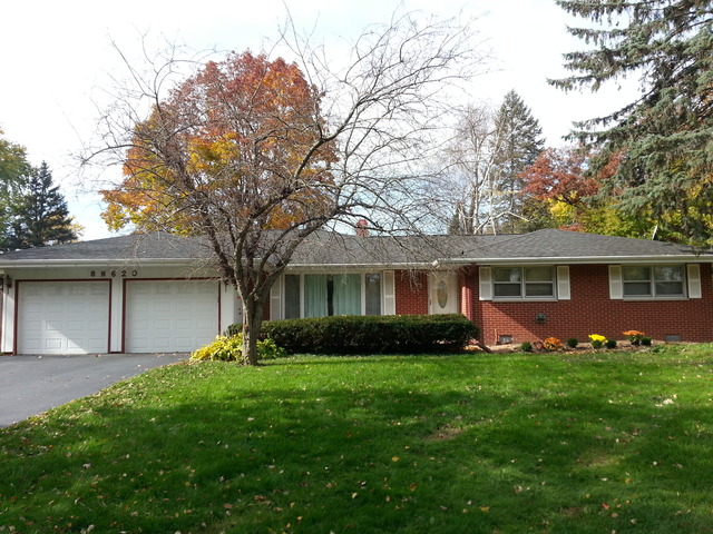 8 N620 Shady Ln, Elgin, IL 60124 photo 1