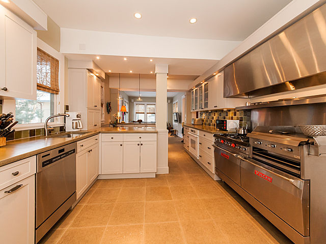 1127 Forest Ave, Evanston, IL 60202 photo 9