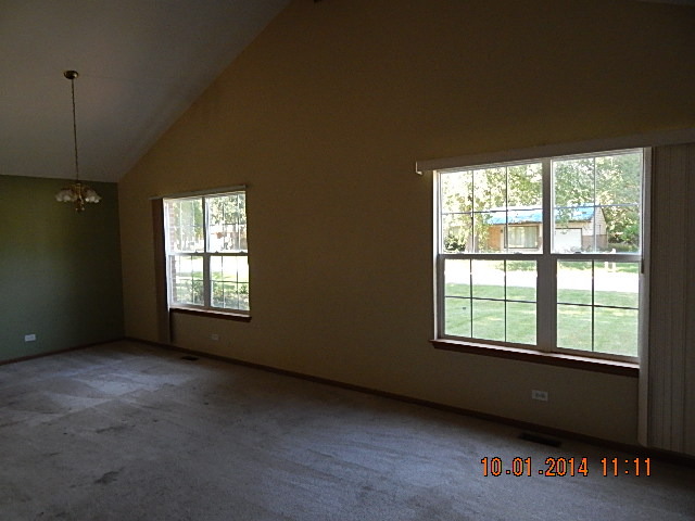 16309 Spaulding Ave, Markham, IL 60428 photo 3