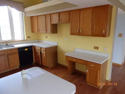 1616 Parkside Dr, Plainfield, IL 60586 photo 7