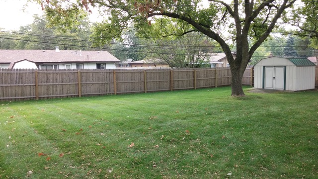 105 Westview St, Hoffman Estates, IL 60169 photo 12