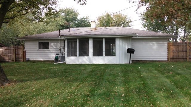 105 Westview St, Hoffman Estates, IL 60169 photo 11