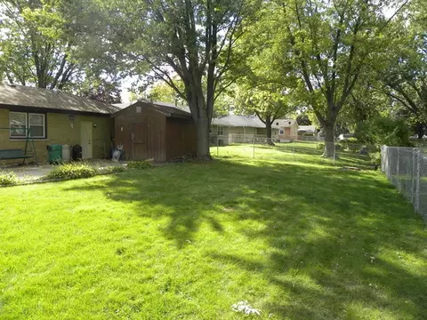 1230 Reckinger Rd, Aurora, IL 60505 photo 18