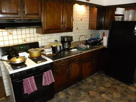 1230 Reckinger Rd, Aurora, IL 60505 photo 5
