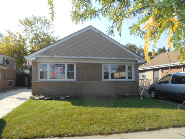 8421 44th Pl, Lyons, IL 60534 photo 1