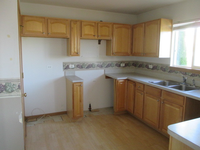305 Joshua Tree, Harvard, IL 60033 photo 2