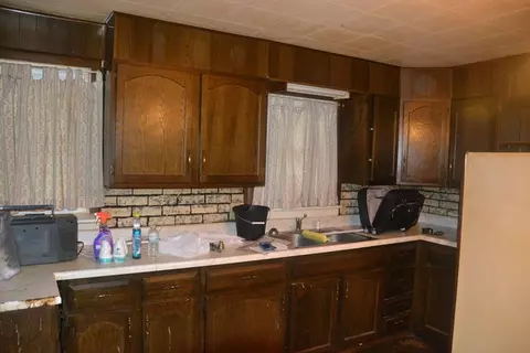 1603 W Third St, Dixon, IL 61021 photo 2