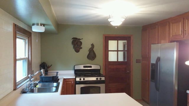 126 E Circle Dr, Lockport, IL 60441 photo 3