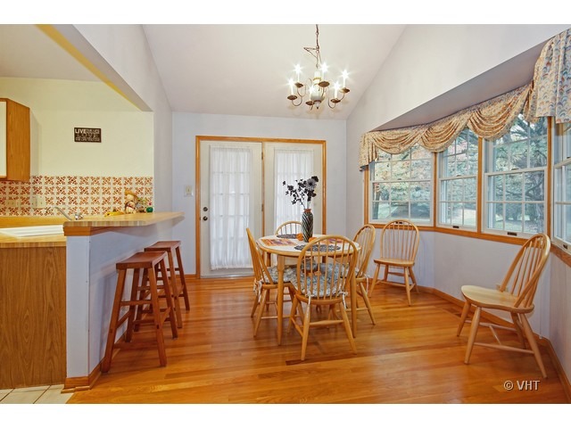 2869 Aster Ln, Darien, IL 60561 photo 3