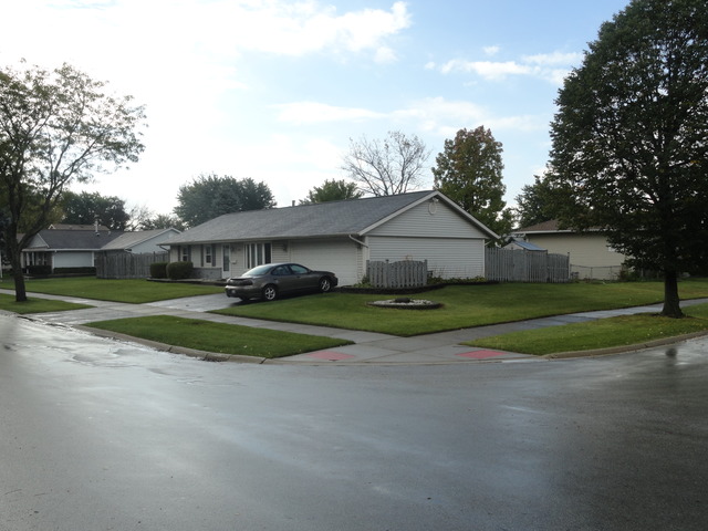 838 Springfield Dr, Roselle, IL 60172 photo 14