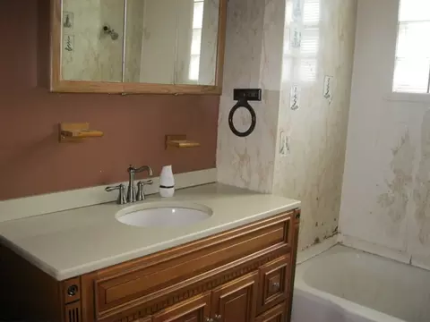 104 11th St, Peru, IL 61354 photo 9