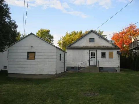 104 11th St, Peru, IL 61354 photo 10