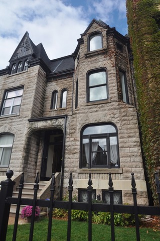 1232 E 46th St, Chicago, IL 60653 photo 1