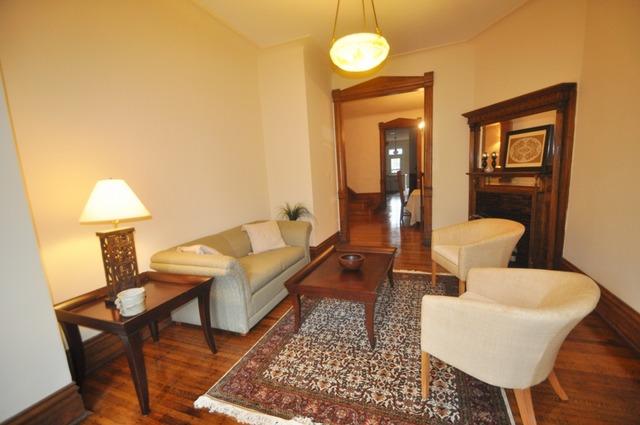 1232 E 46th St, Chicago, IL 60653 photo 4