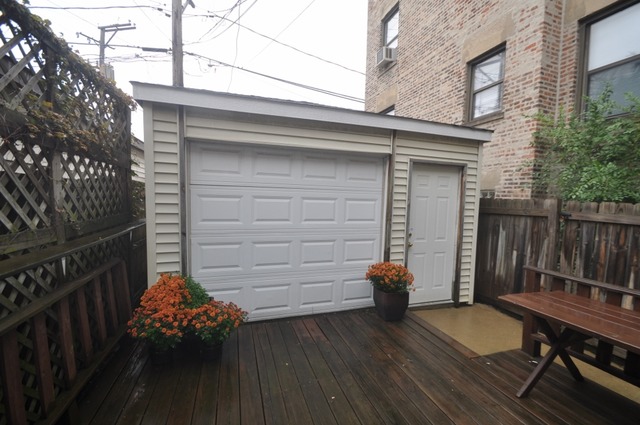 1232 E 46th St, Chicago, IL 60653 photo 25