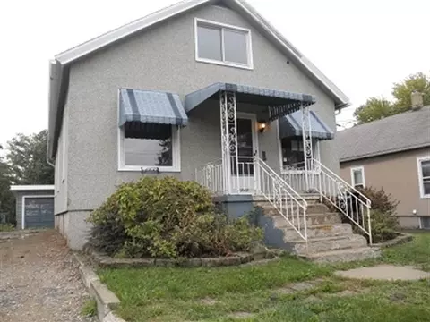 1515 Walnut St, Peru, IL 61354 photo 1