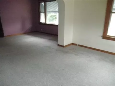 1515 Walnut St, Peru, IL 61354 photo 2