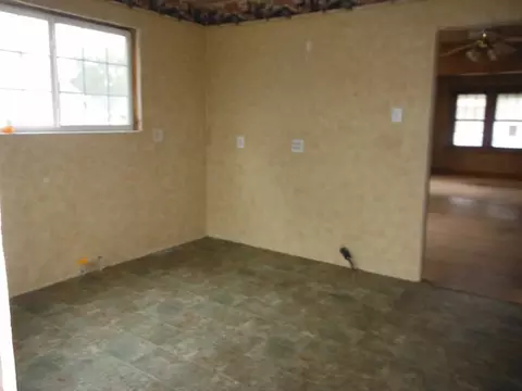 632 9th St, Peru, IL 61354 photo 3
