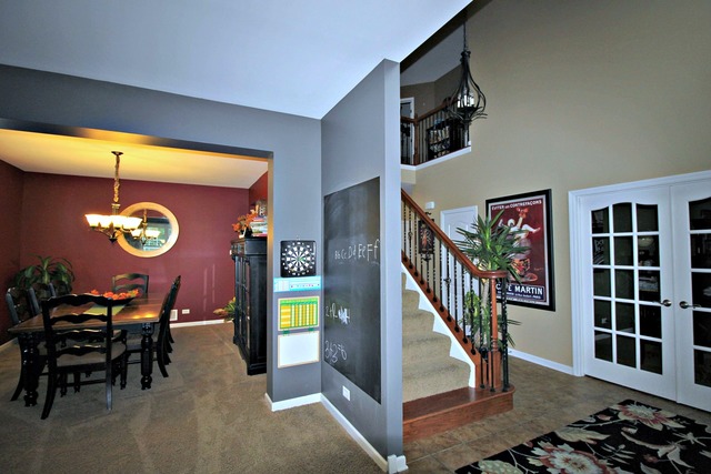 304 Comstock Rd, Elgin, IL 60124 photo 4