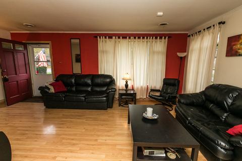 56 Cherry St, Park Forest, IL 60466 photo 5