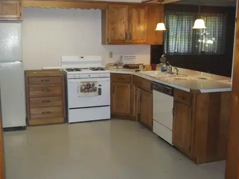 307 E Thompson St, Princeton, IL 61356 photo 3