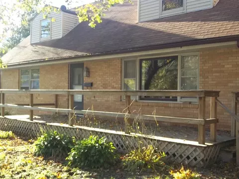 307 E Thompson St, Princeton, IL 61356 photo 2