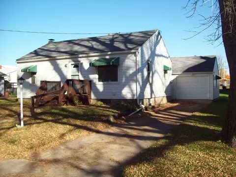 110 E Oak St, Manlius, IL 61338 photo 1