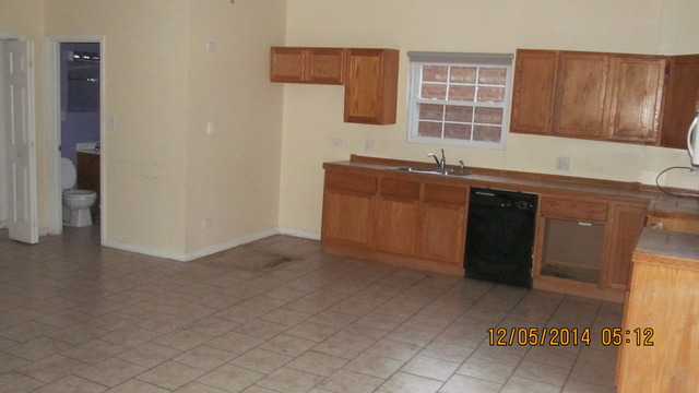 2664 E 93rd St, Chicago, IL 60617 photo 4
