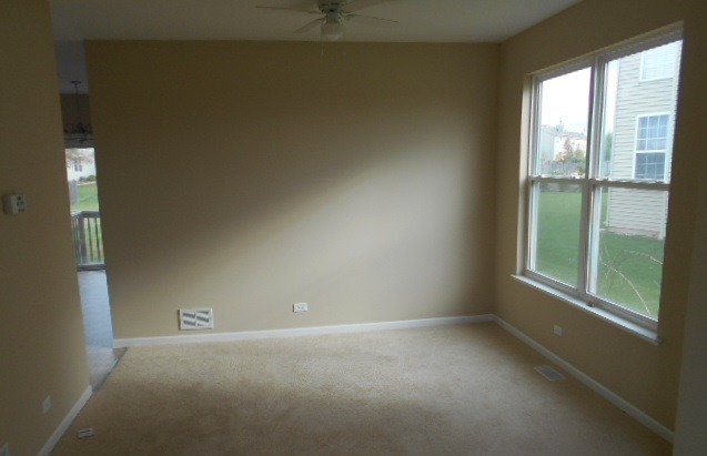 2732 Lundquist Dr, Aurora, IL 60503 photo 4