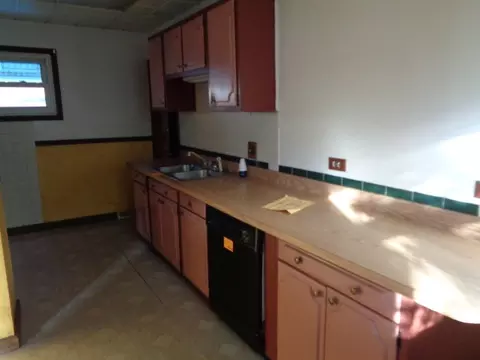 3041 E 138th Pl, Burnham, IL 60633 photo 5