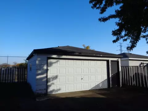 3041 E 138th Pl, Burnham, IL 60633 photo 14